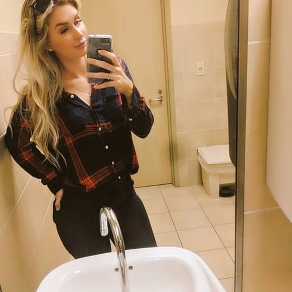abigail_bvc52